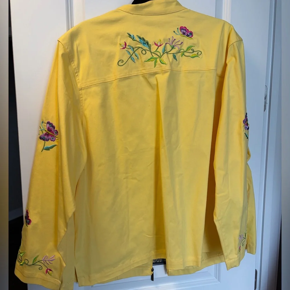 Quacker Factory Yellow Floral Embroidered Jean Jacket - Picture 4 of 5